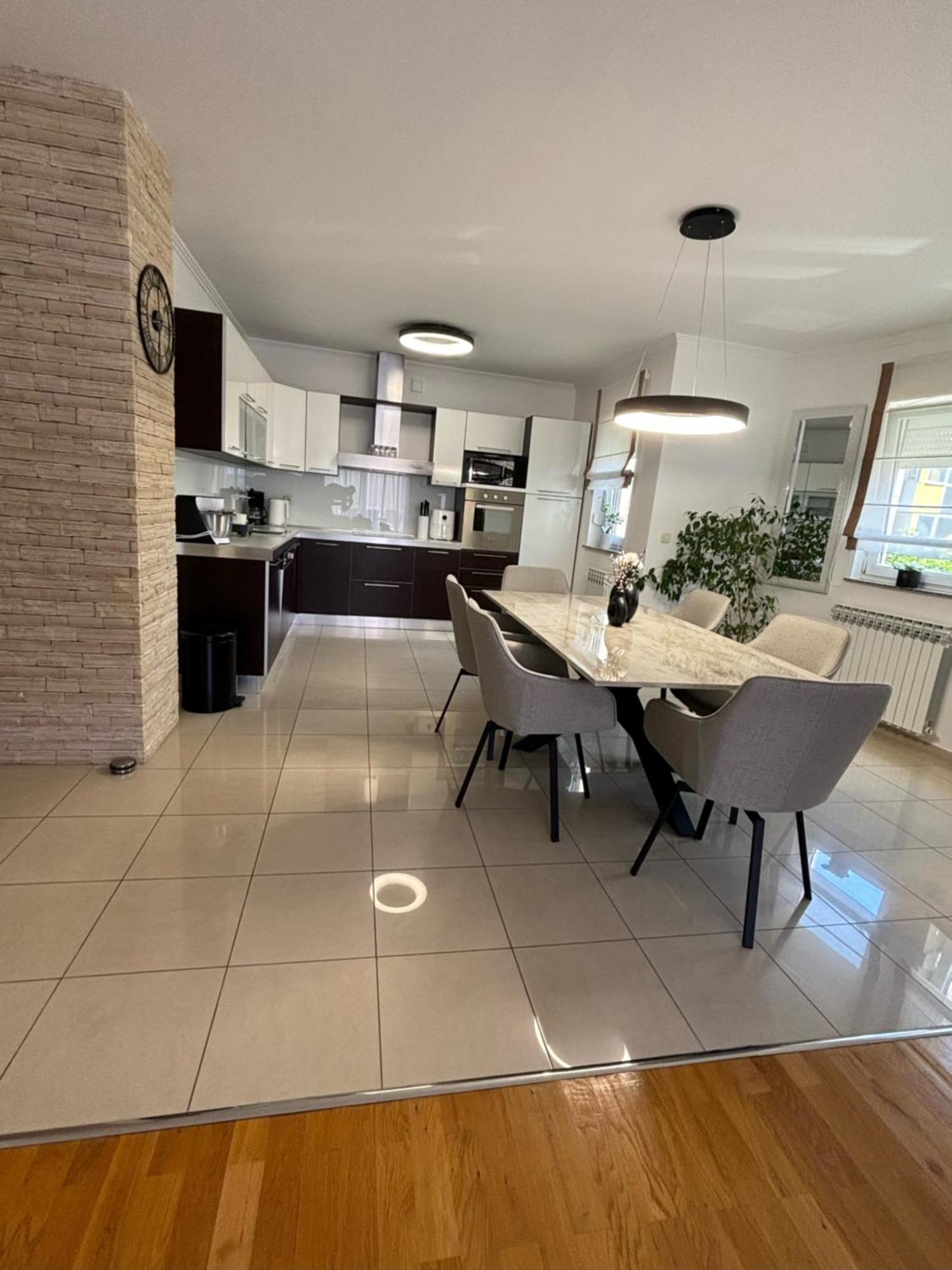Kristina Apartments Zadar Bagian luar foto