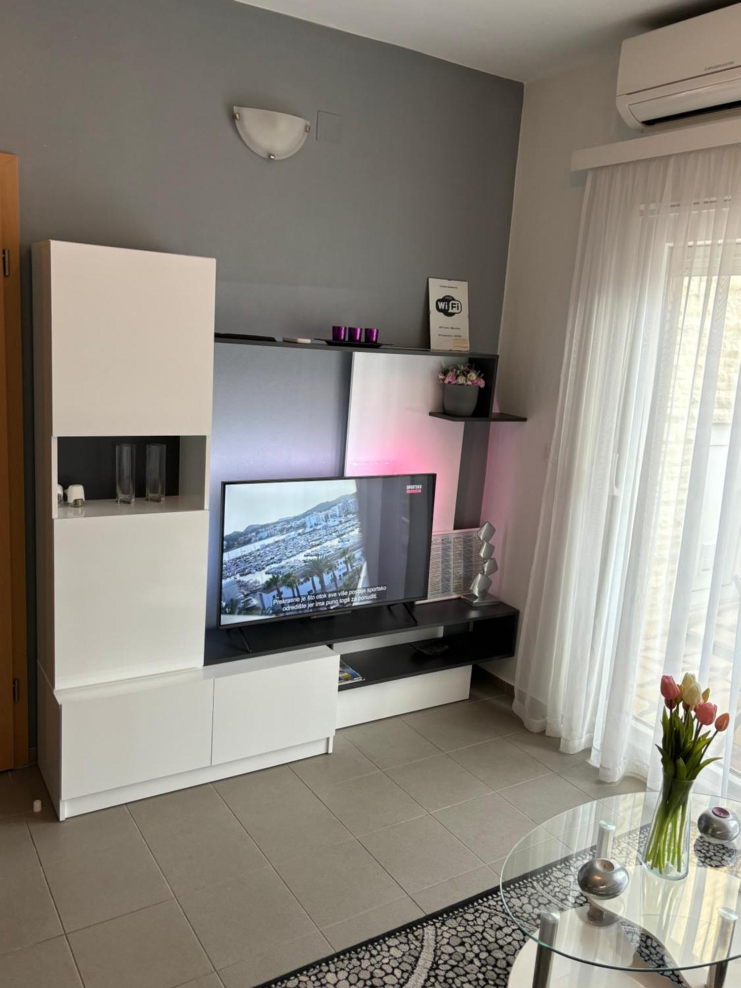 Kristina Apartments Zadar Bagian luar foto