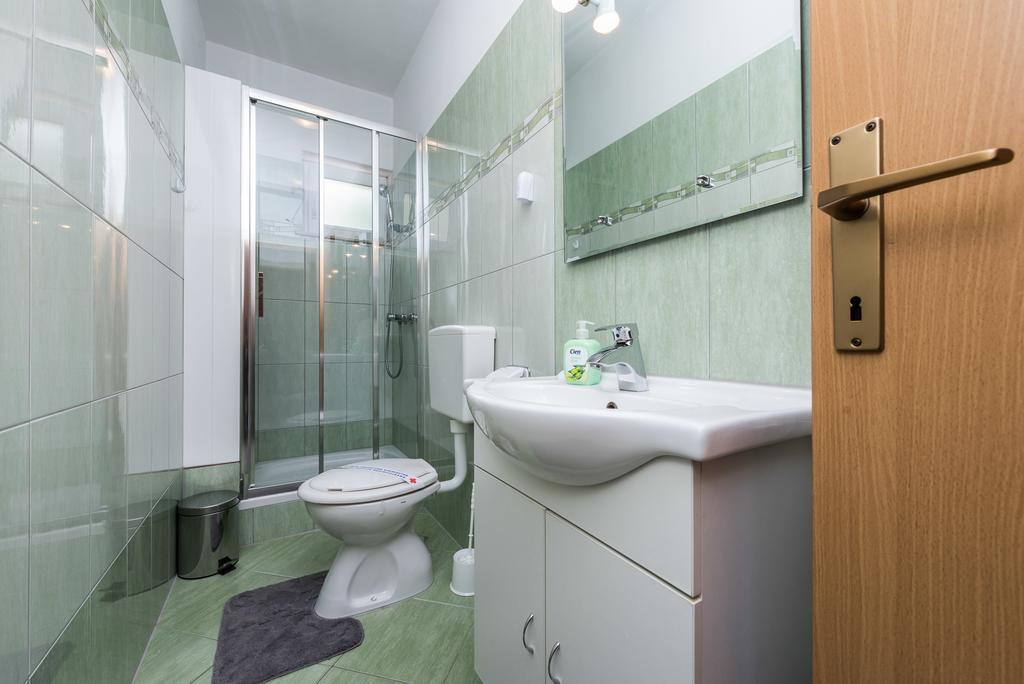 Kristina Apartments Zadar Bagian luar foto