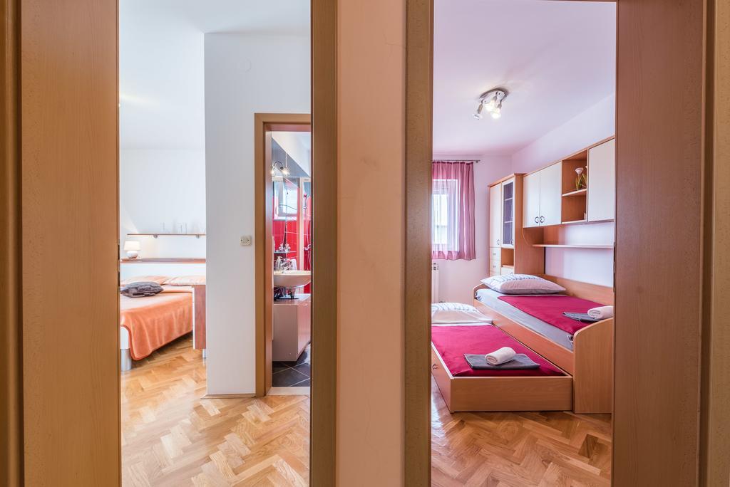 Kristina Apartments Zadar Bagian luar foto